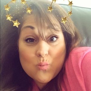 Meet your Posher, Eve